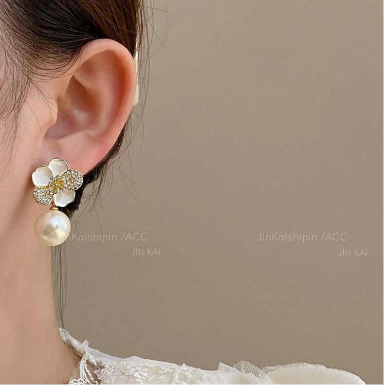 Sweet Dripping Zircon Flower Ear Studs