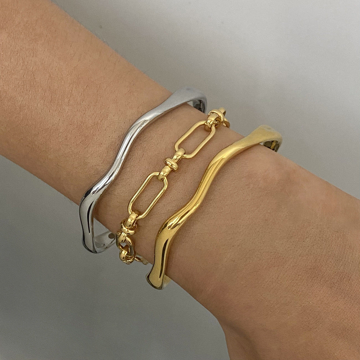 クラシックオープン18Kプレーンブレスレット