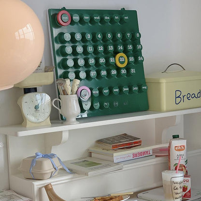 Ring a Date Calender by Giorgio Della Beffa