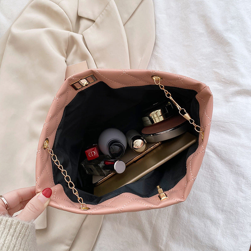 Women's Lingge Small Chains Handbags