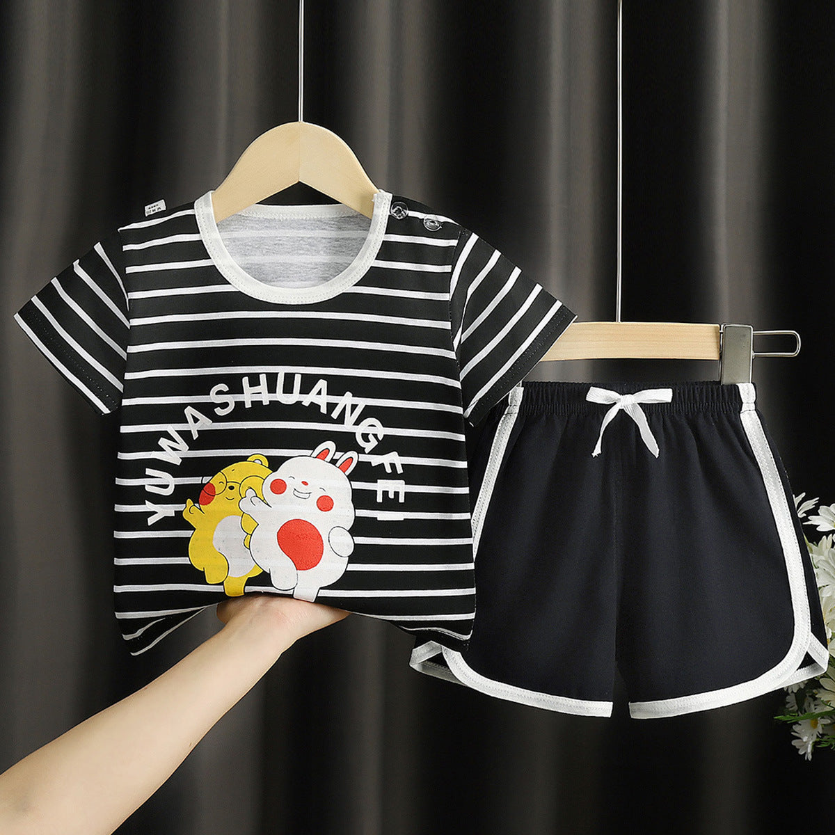 Summer Children's Vest And Shorts Suit