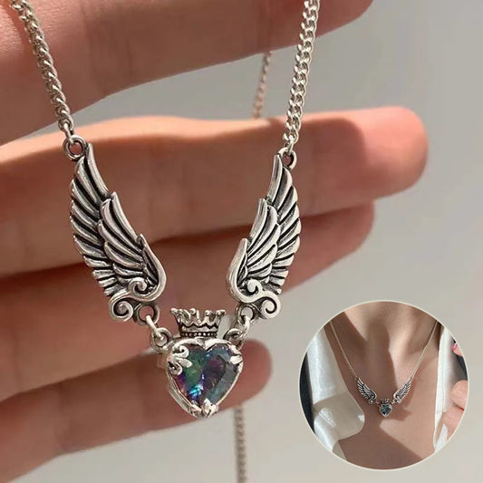 Vintage Gothic Heart Crown Angel Wings Pendant Necklaces For Women Fashion Exquisite Love Shape Clavicle Chain Choker Jewelry Fashion Jewelry