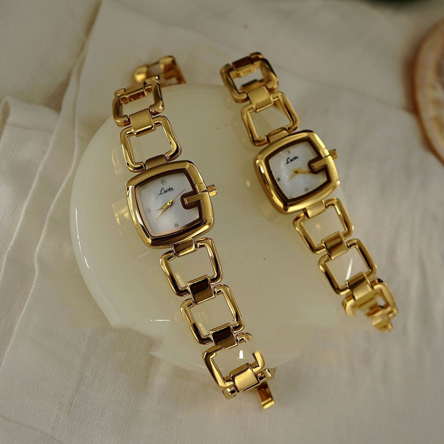 Women's Fashion Simple Retro Bracelet Watch