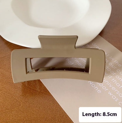 Women's Simple And Versatile Solid Color Hair Claw