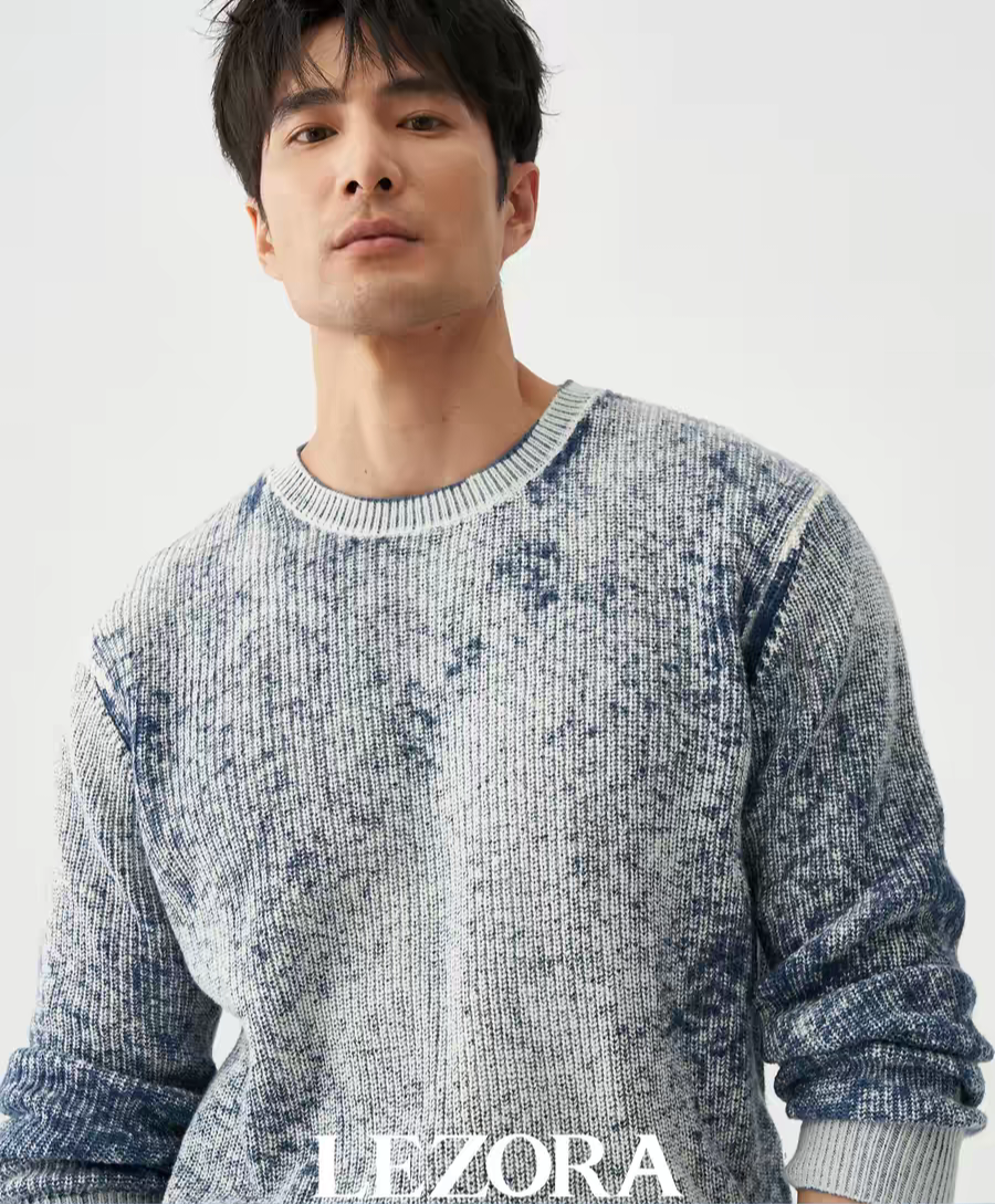 WASHED FLUFFY REVERSE PRINT SWEATER